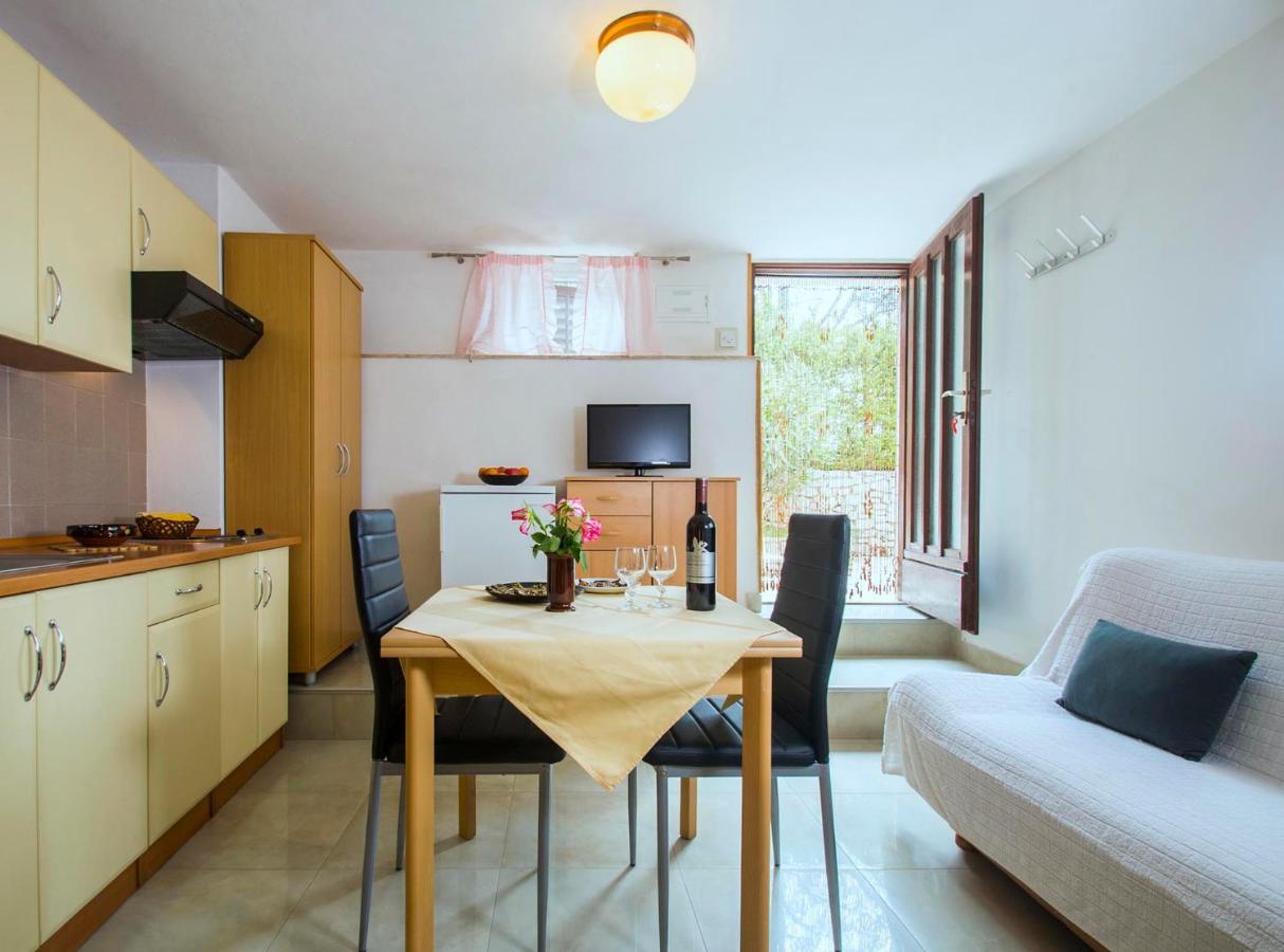 Apartments Lina 2023 Rabac Exteriör bild